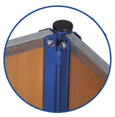 Szállítókocsi fa panelekkel